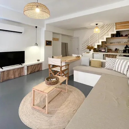 Modern Chic Cozy Duplex In * مرمريس