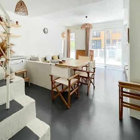 شقة Modern Chic Cozy Duplex In مرمريس